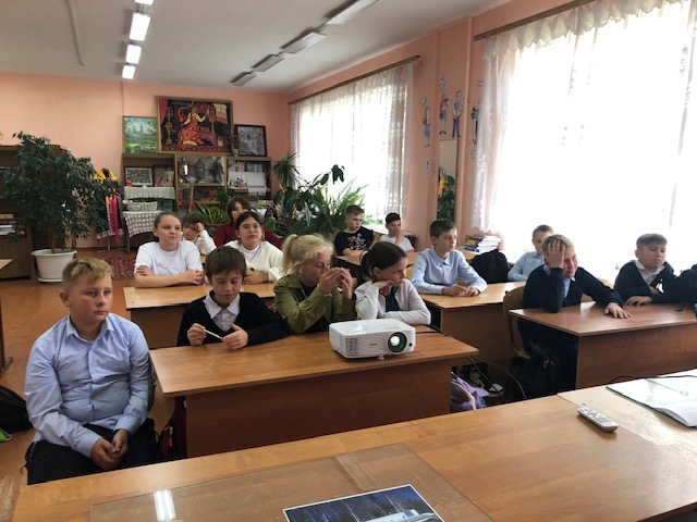 Вы сейчас просматриваете Узнавали потрясающие факты о мире вокруг в СОШ с. Стремилово г.о. Чехов