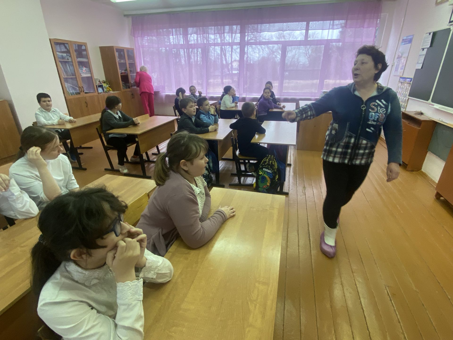 Подробнее о статье Поиграли и посмеялись от души в СОШ с. Стремилово м.о. Чехов